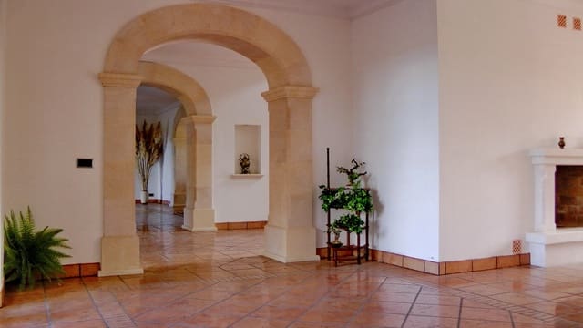 Finca/Casa Rural de 8 habitaciones en Santa Margalida en venta con piscina garaje - 4.600.000 € (Ref: 9622699)