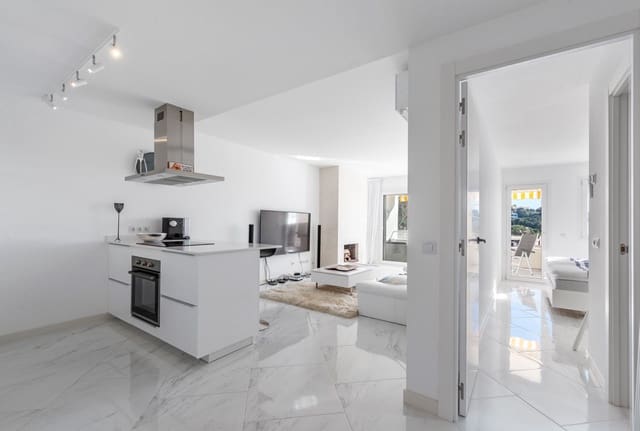 2 bedroom Apartment for sale in Santa Ponsa, Calvià with garage - € 620,000 (Ref: 9622701)