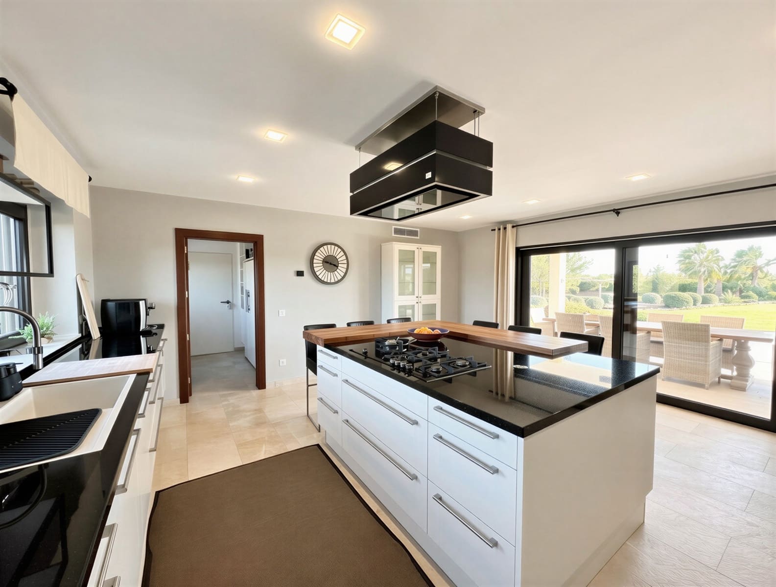 Finca/Casa Rural de 4 habitaciones en Ses Salines en venta con piscina garaje - 2.850.000 € (Ref: 9622923)