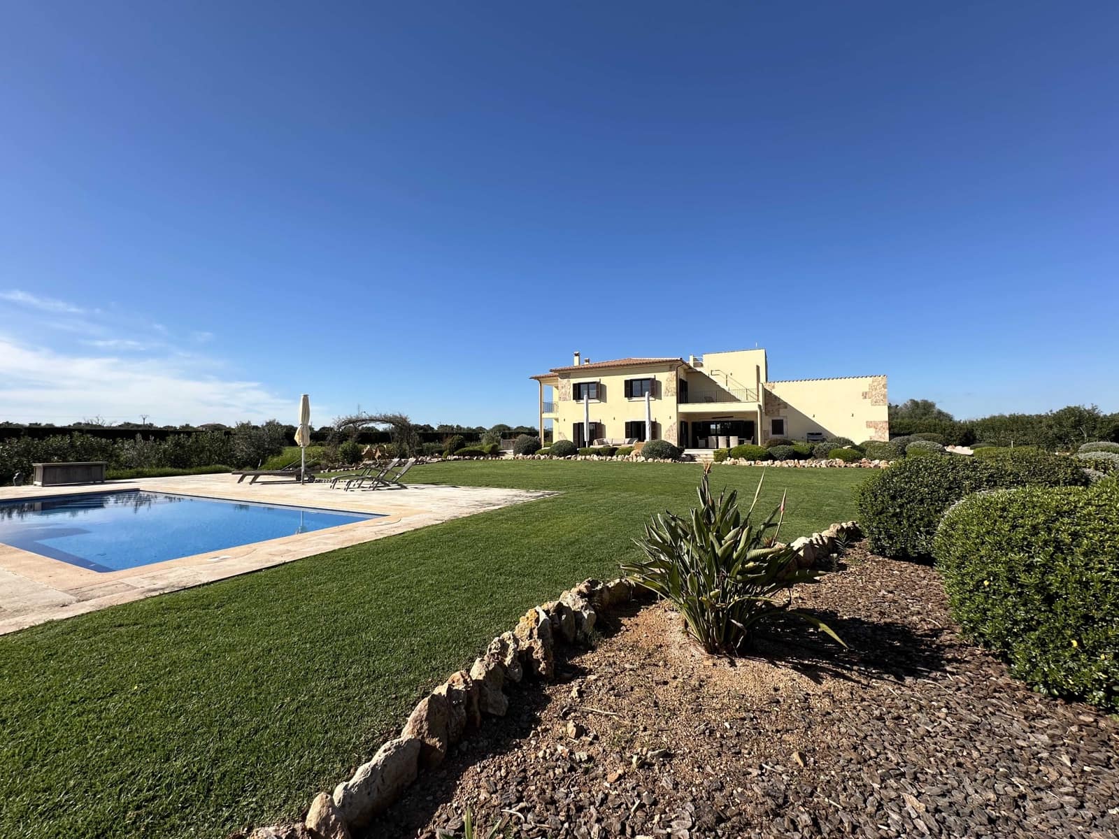 4 bedroom Finca/Country House for sale in Ses Salines with pool garage - € 2,850,000 (Ref: 9622923)