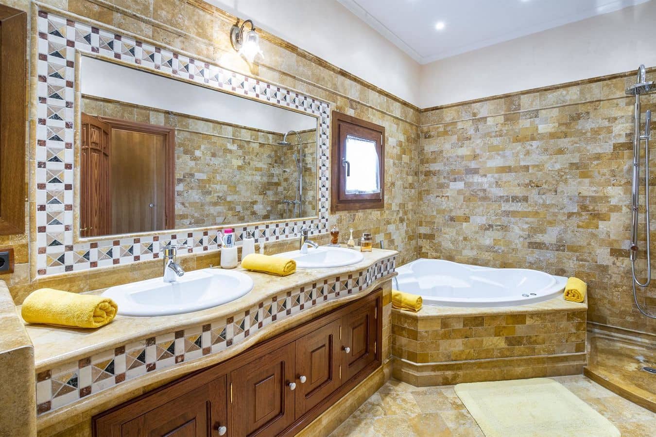 4 bedroom Villa for sale in Es Capdella with pool garage - € 2,150,000 (Ref: 9626482)