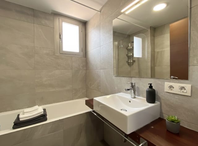 Apartamento de 2 habitaciones en Cala Millor, Son Servera en venta - 339.000 € (Ref: 9626992)