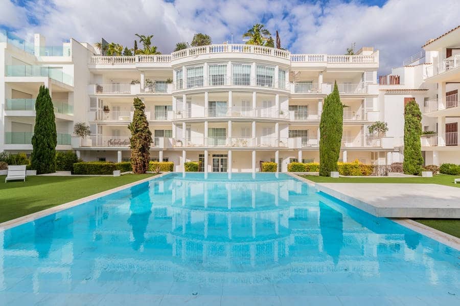 2 slaapkamer Appartement te koop in Portocristo / Port de Manacor met zwembad garage - € 570.000 (Ref: 9630408)