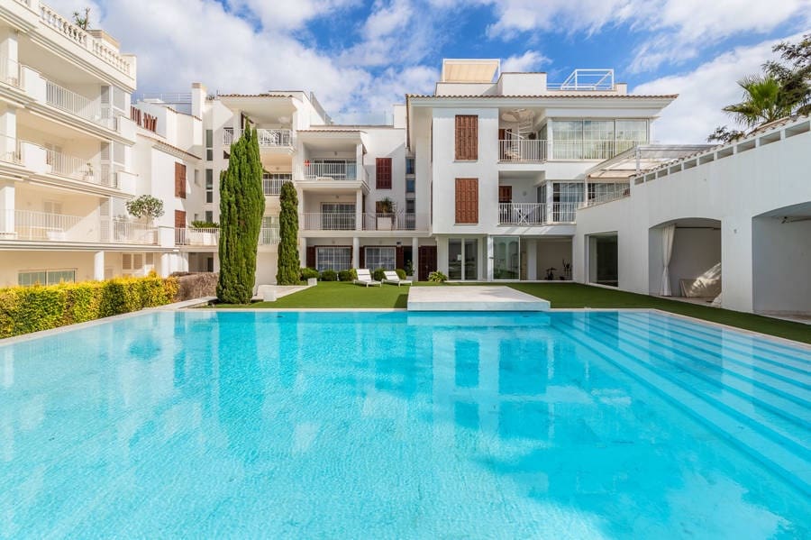 2 slaapkamer Appartement te koop in Portocristo / Port de Manacor met zwembad garage - € 570.000 (Ref: 9630408)