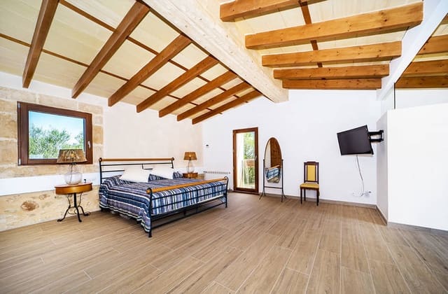 Finca/Casa Rural de 5 habitaciones en Manacor en venta con piscina garaje - 2.500.000 € (Ref: 9634729)