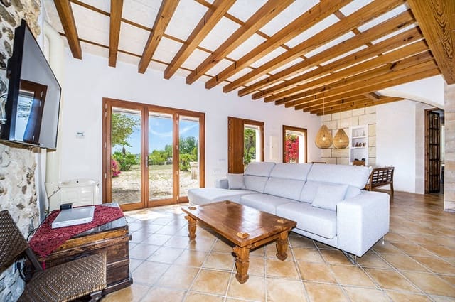 Finca/Casa Rural de 5 habitaciones en Manacor en venta con piscina garaje - 2.500.000 € (Ref: 9634729)