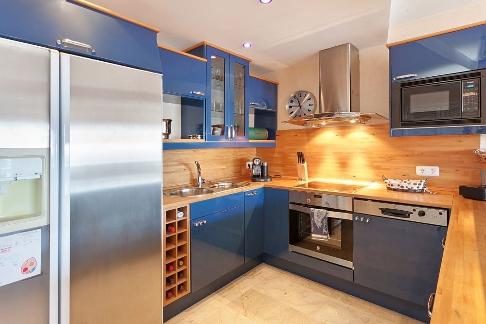 3 quarto Apartamento para venda em Puerto Portals com piscina garagem - 1 300 000 € (Ref: 9637980)