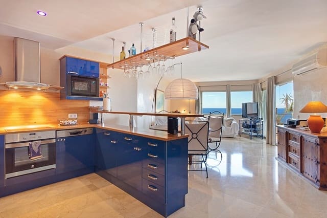 3 quarto Apartamento para venda em Puerto Portals, Calvià com piscina garagem - 1 300 000 € (Ref: 9637980)