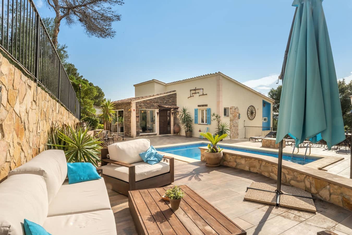 4 sypialnia Willa na sprzedaż w Costa d'en Blanes z basenem garażem - 1 895 000 € (Ref: 9639657)