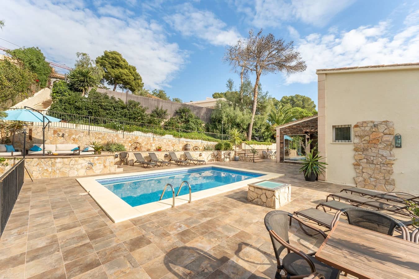 4 sypialnia Willa na sprzedaż w Costa d'en Blanes z basenem garażem - 1 895 000 € (Ref: 9639657)