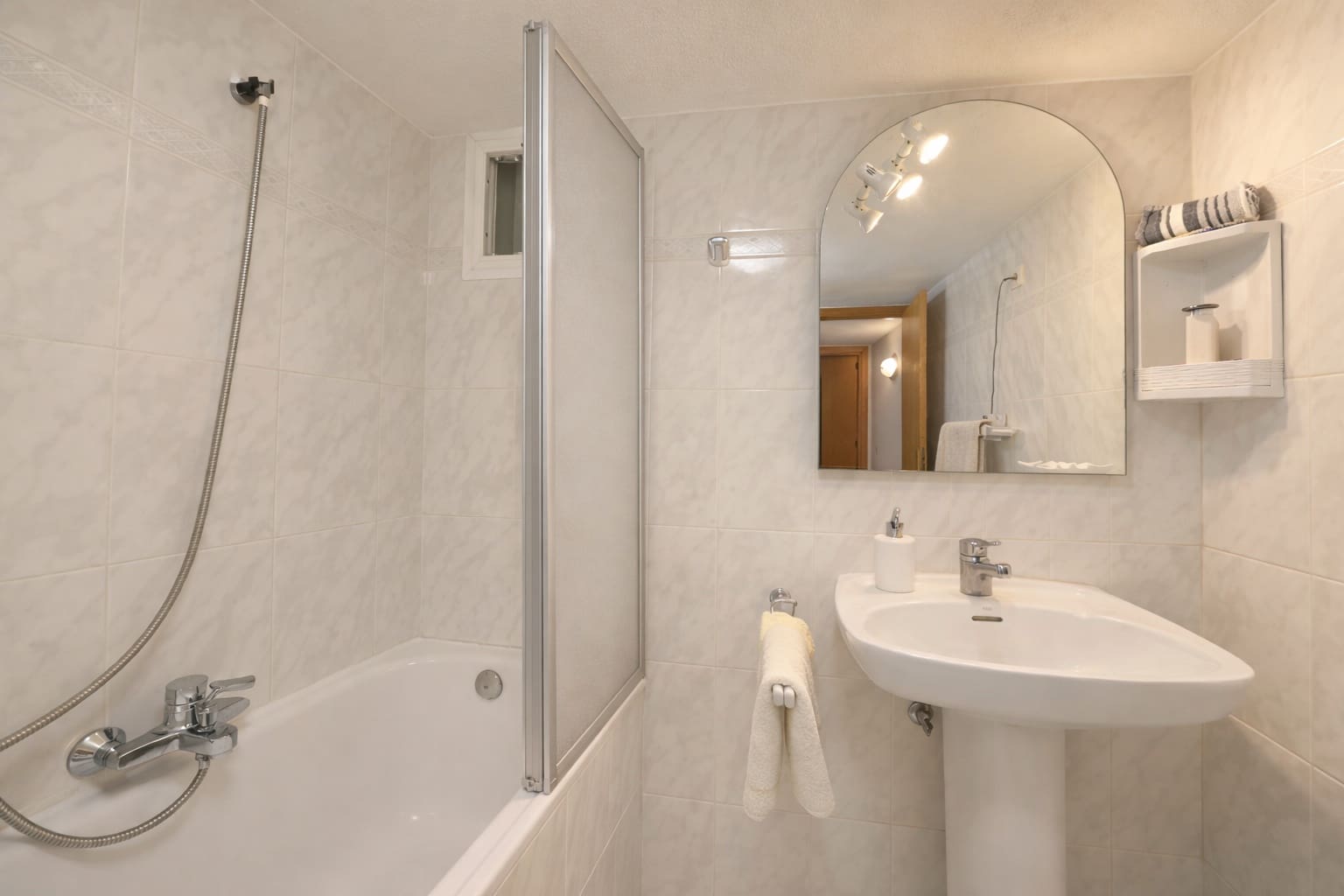 2 sypialnia Dom szeregowy na sprzedaż w Cala Millor - 298 000 € (Ref: 9639660)