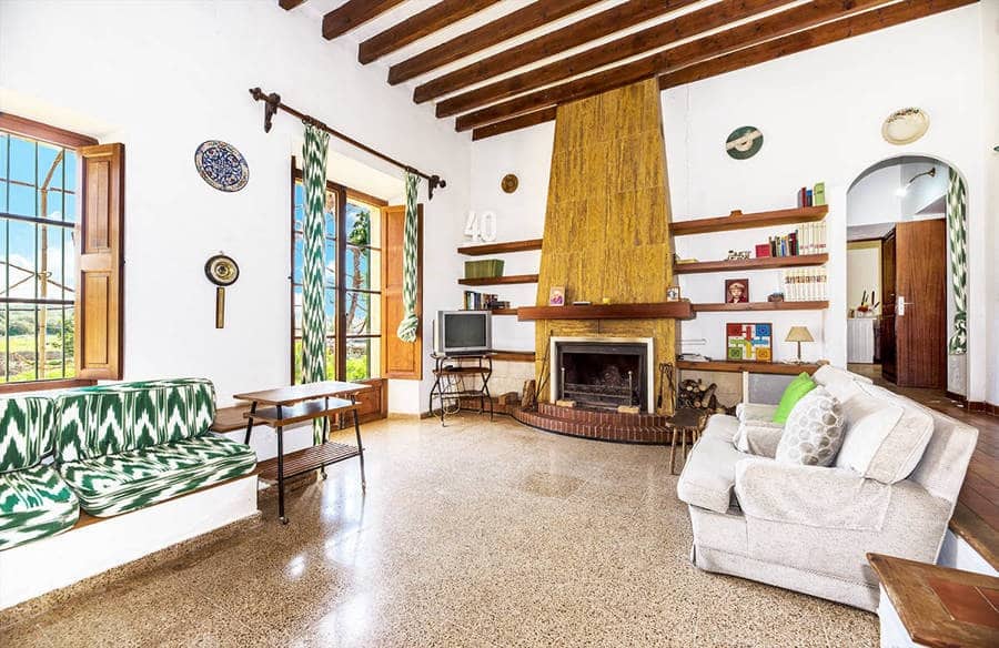 7 slaapkamer Finca/Landhuis te koop in Puntiro met garage - € 2.500.000 (Ref: 9639662)