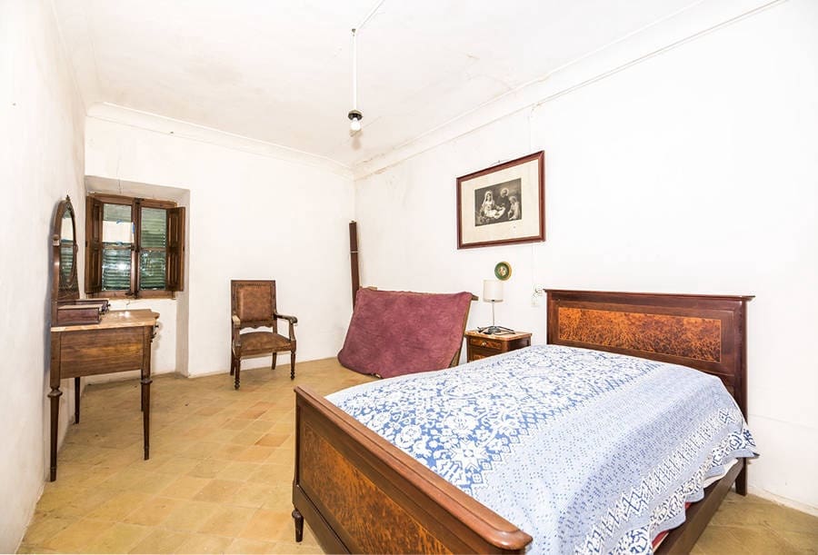 7 slaapkamer Finca/Landhuis te koop in Puntiro met garage - € 2.500.000 (Ref: 9639662)