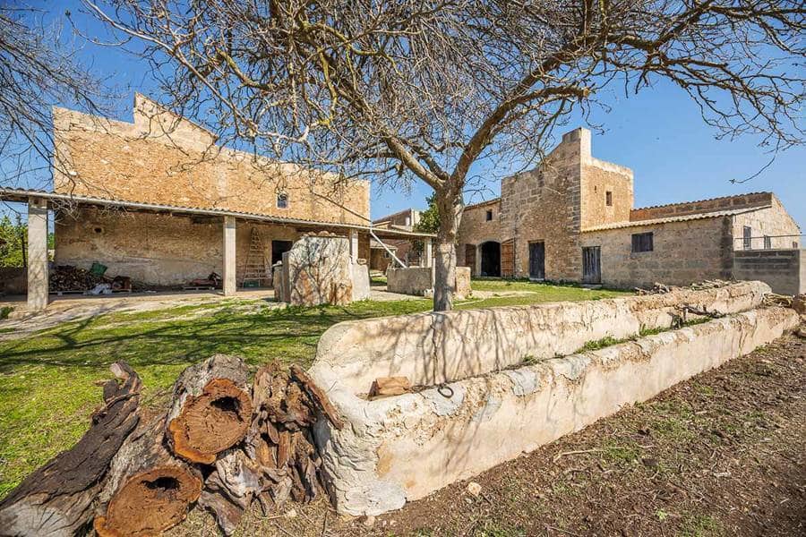 7 slaapkamer Finca/Landhuis te koop in Puntiro met garage - € 2.500.000 (Ref: 9639662)