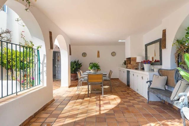 6 quarto Moradia para venda em Can Pastilla, Palma de Mallorca com piscina garagem - 1 600 000 € (Ref: 9639764)