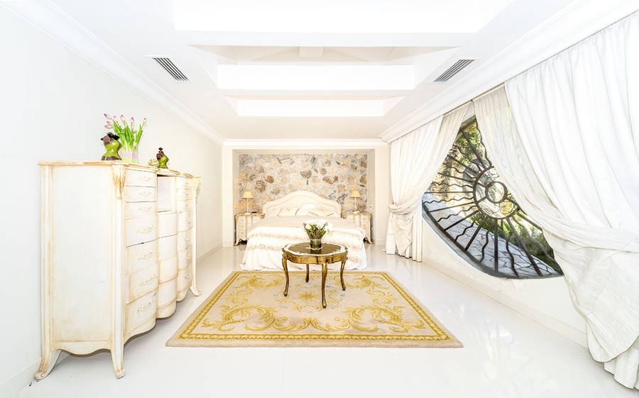 Chalet de 4 habitaciones en Genova en venta con piscina garaje - 5.500.000 € (Ref: 9640557)