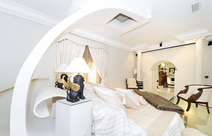 Chalet de 4 habitaciones en Genova en venta con piscina garaje - 5.500.000 € (Ref: 9640557)