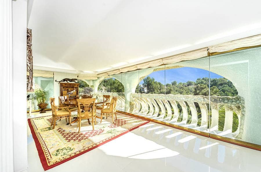 Chalet de 4 habitaciones en Genova en venta con piscina garaje - 5.500.000 € (Ref: 9640557)