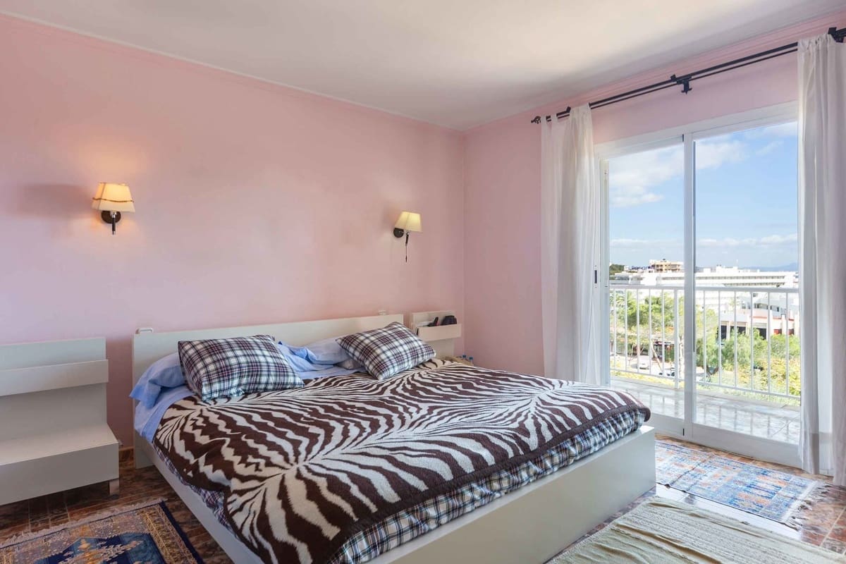 Chalet de 5 habitaciones en Palmanova en venta con piscina garaje - 2.800.000 € (Ref: 9645958)