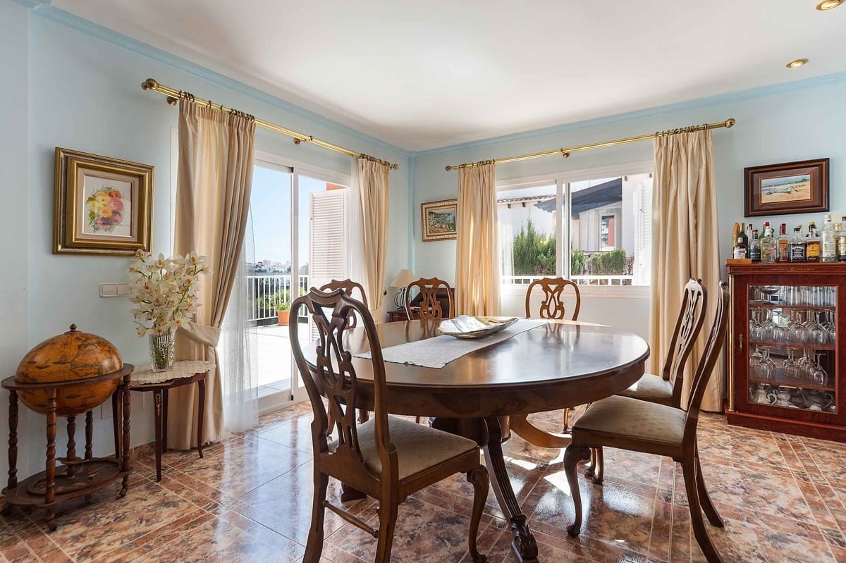 Chalet de 5 habitaciones en Palmanova en venta con piscina garaje - 2.800.000 € (Ref: 9645958)