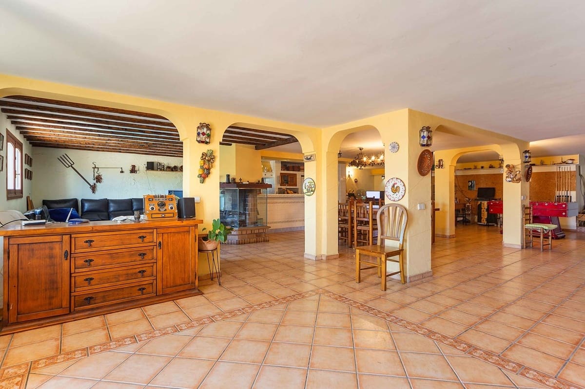 Chalet de 5 habitaciones en Palmanova en venta con piscina garaje - 2.800.000 € (Ref: 9645958)