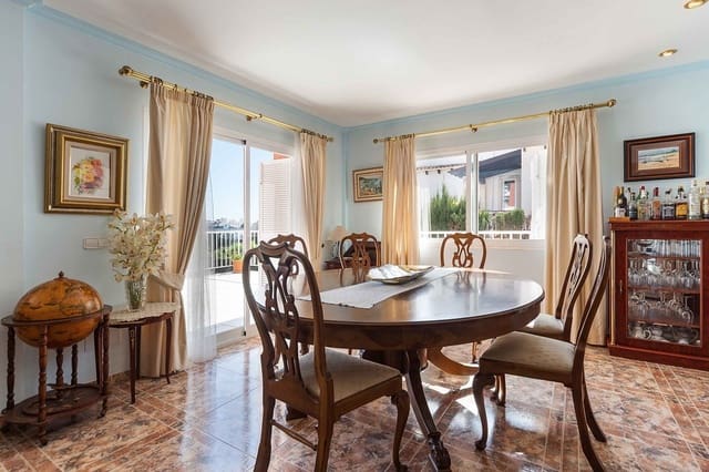 Chalet de 5 habitaciones en Palmanova, Calvià en venta con piscina garaje - 2.800.000 € (Ref: 9645958)