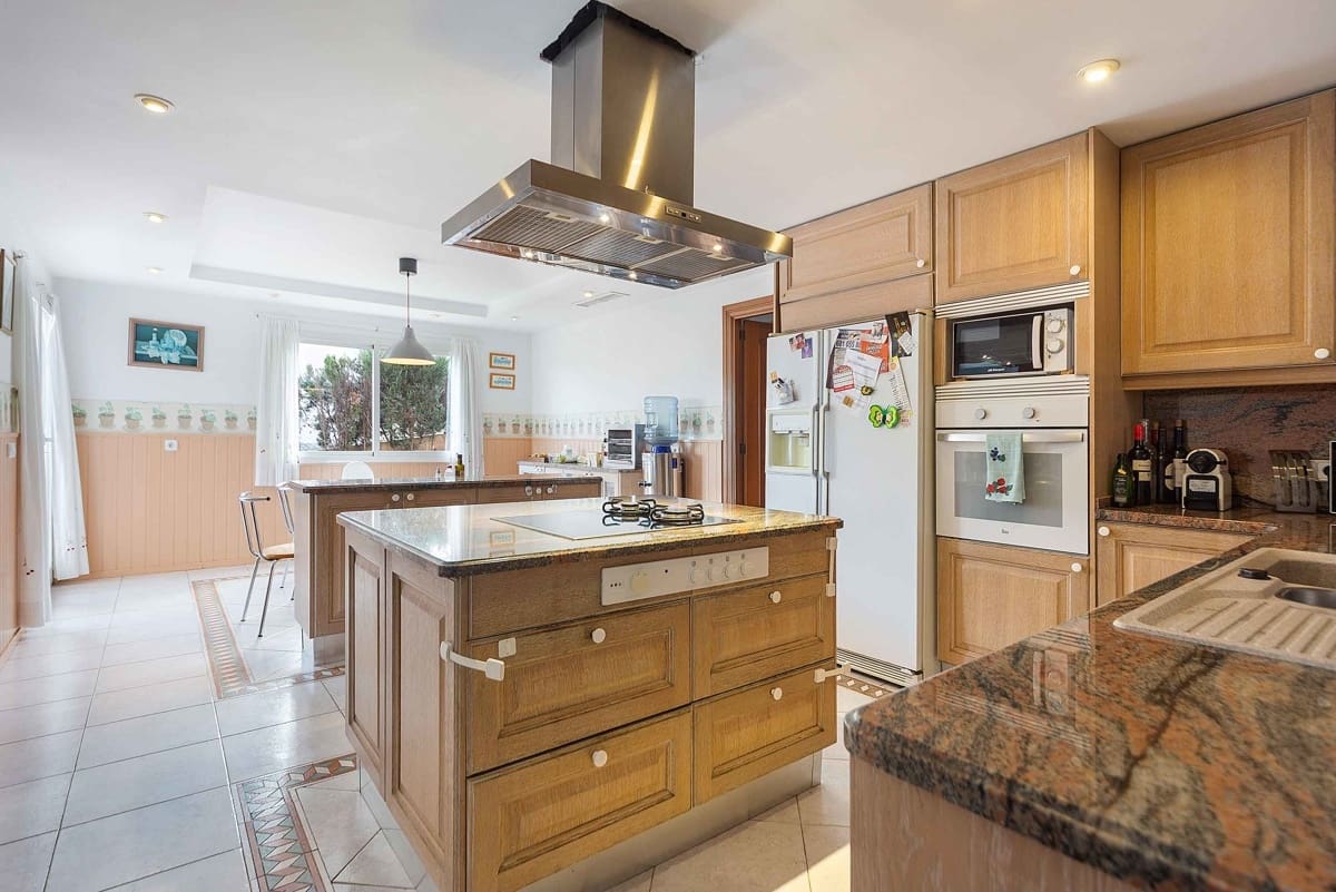 Chalet de 5 habitaciones en Palmanova en venta con piscina garaje - 2.800.000 € (Ref: 9645958)