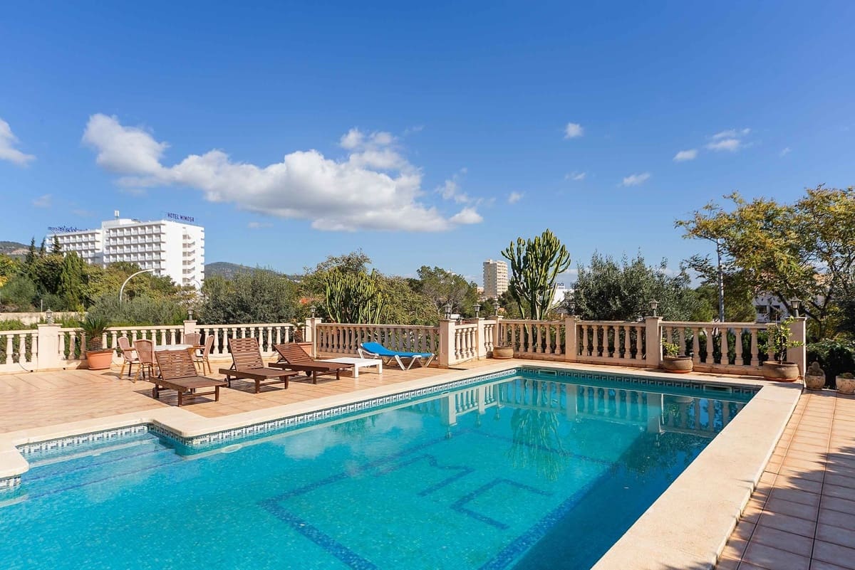 Chalet de 5 habitaciones en Palmanova en venta con piscina garaje - 2.800.000 € (Ref: 9645958)