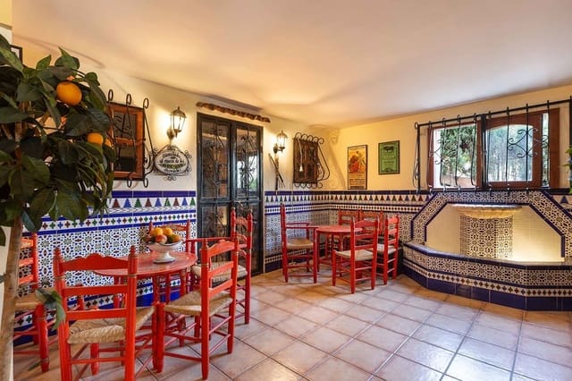 Chalet de 5 habitaciones en Palmanova, Calvià en venta con piscina garaje - 2.800.000 € (Ref: 9645958)