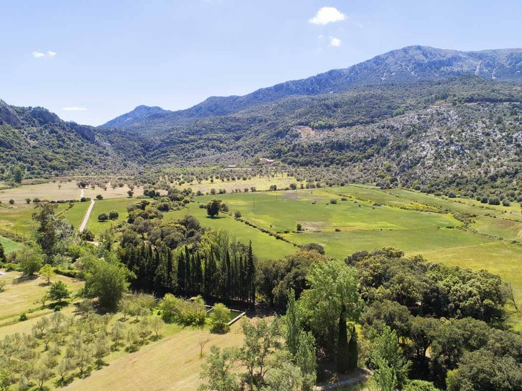 12 Zimmer Finca/Landgut zu verkaufen in Escorca mit Pool Garage - 6.000.000 € (Ref: 9650440)