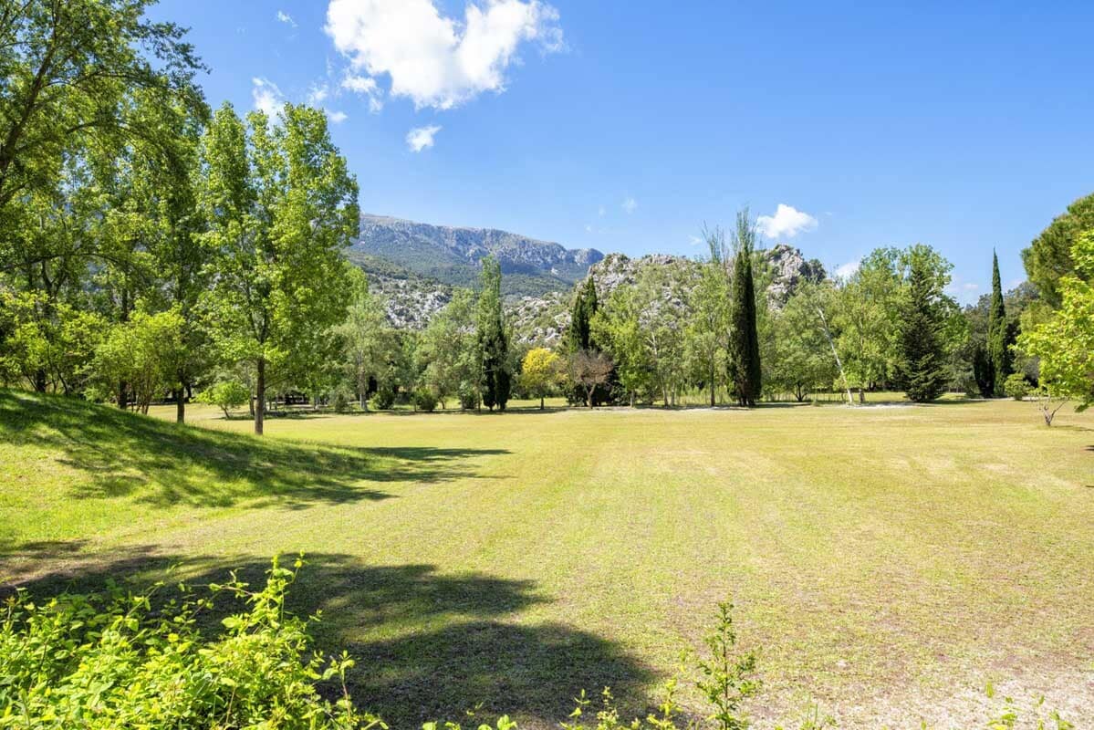 12 Zimmer Finca/Landgut zu verkaufen in Escorca mit Pool Garage - 6.000.000 € (Ref: 9650440)