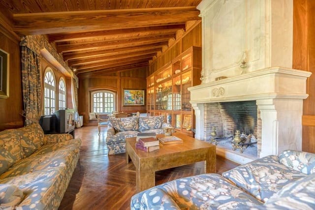 12 Zimmer Finca/Landgut zu verkaufen in Escorca mit Pool Garage - 6.000.000 € (Ref: 9650440)