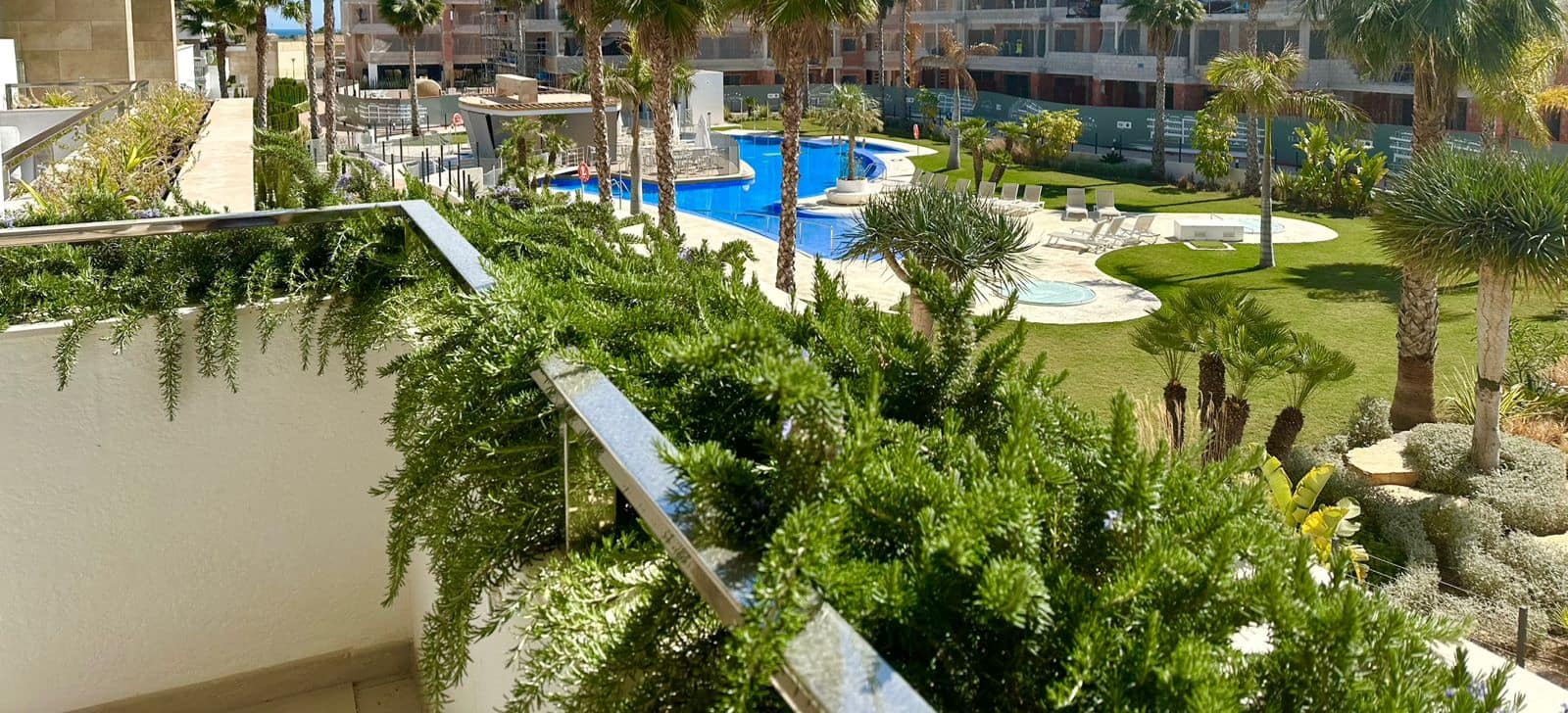 2 Zimmer Apartment zu verkaufen in Orihuela Costa mit Pool - 420.000 € (Ref: 9679281)
