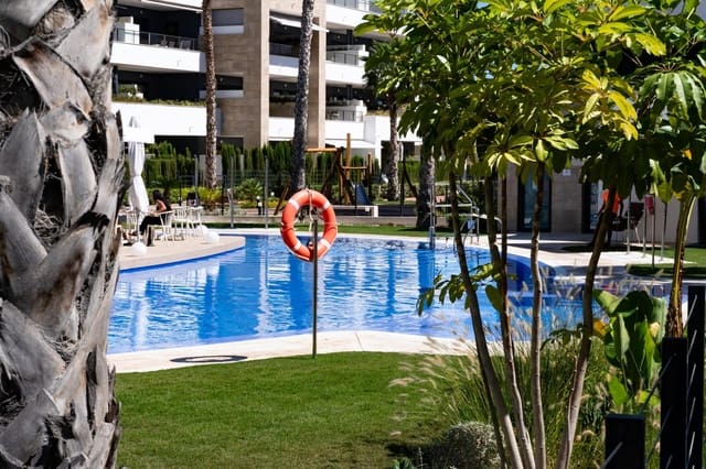 2 Zimmer Apartment zu verkaufen in Playa Flamenca, Orihuela mit Pool - 420.000 € (Ref: 9679281)