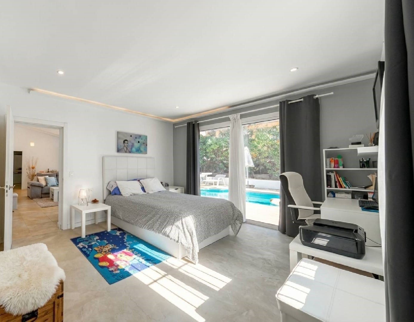 3 makuuhuone Huvila myytävänä paikassa Port Verd mukana uima-altaan 
autotalli - 940 000 € (Ref: 9680566)