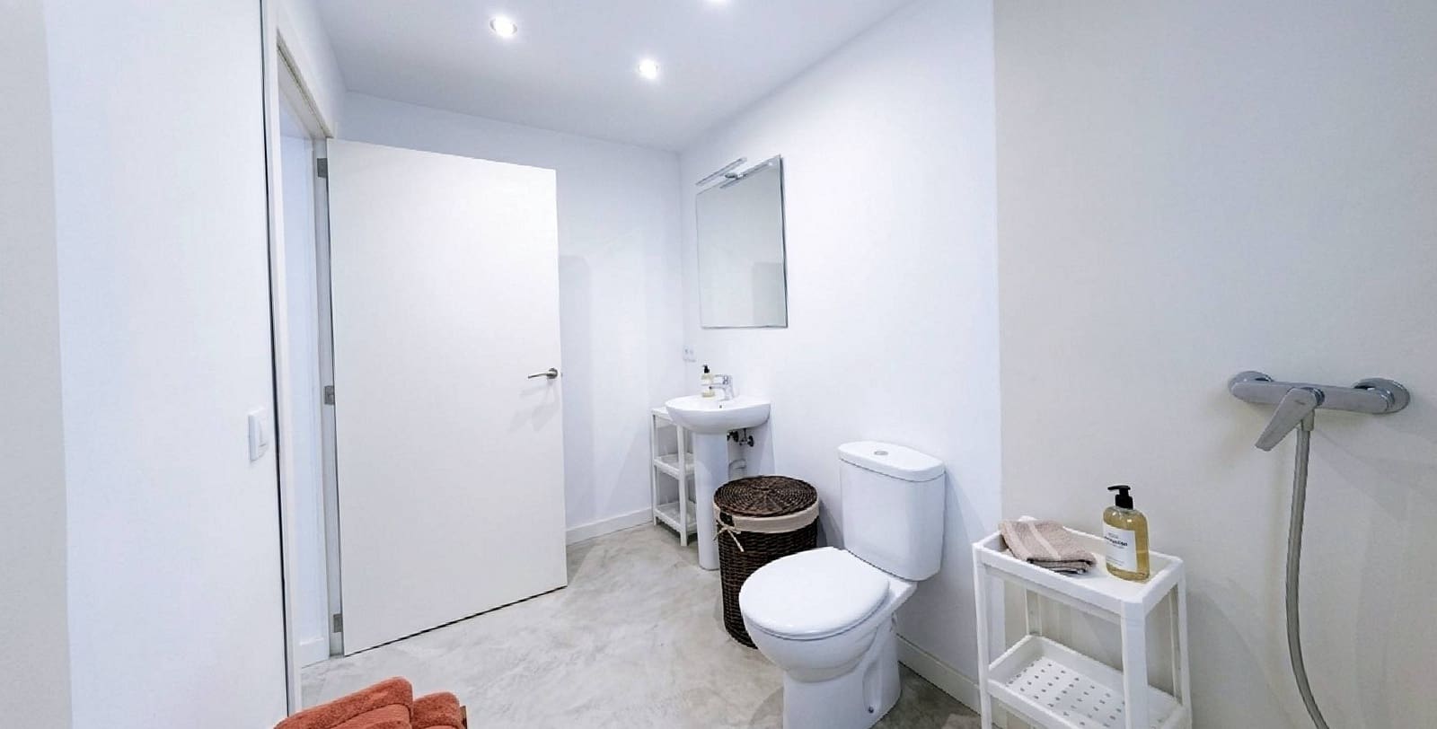 3 makuuhuone Huvila myytävänä paikassa Port Verd mukana uima-altaan 
autotalli - 940 000 € (Ref: 9680566)