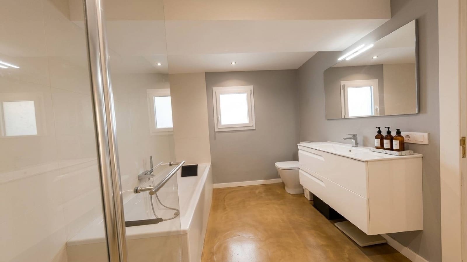 3 makuuhuone Huvila myytävänä paikassa Port Verd mukana uima-altaan 
autotalli - 940 000 € (Ref: 9680566)