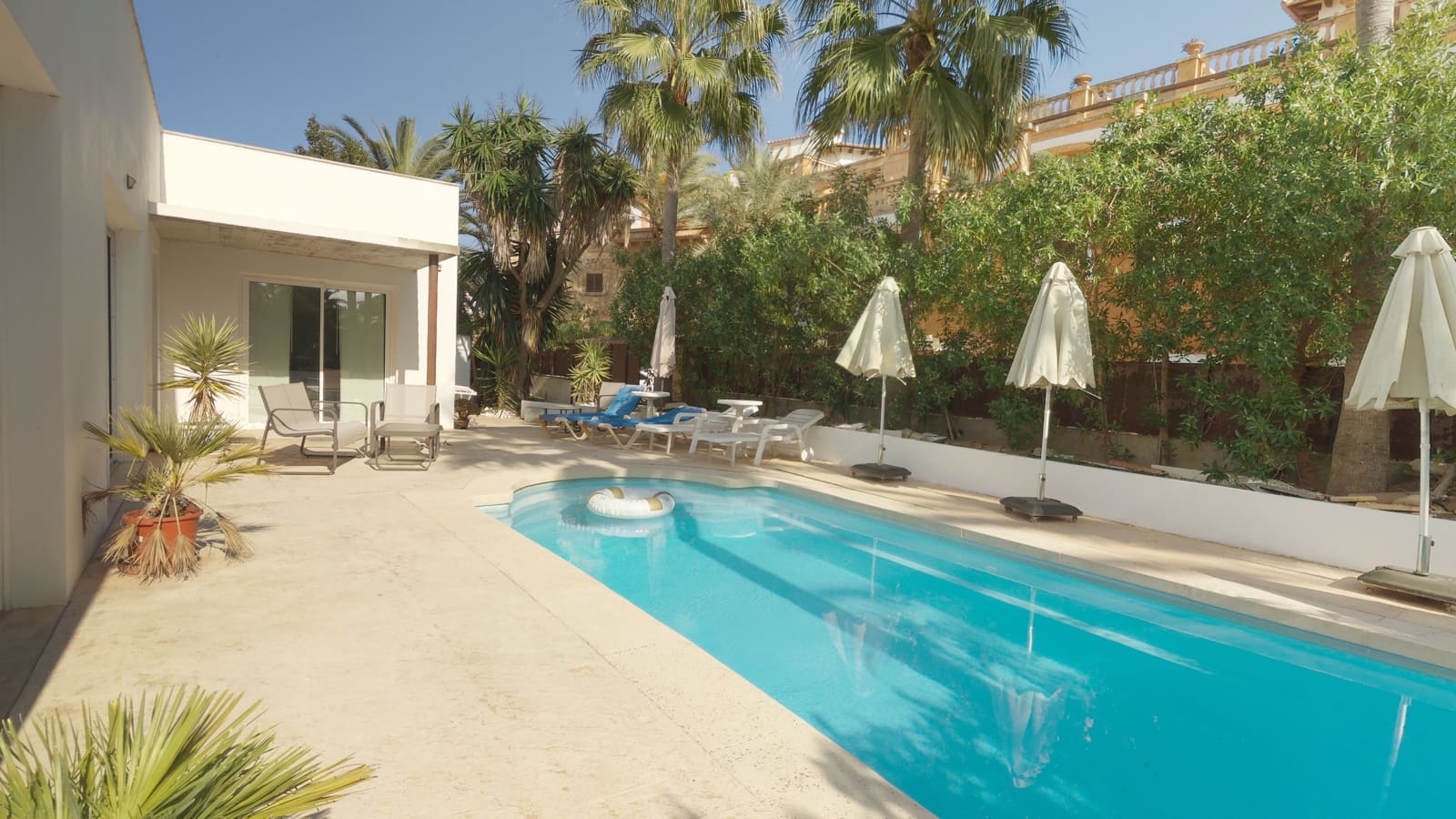 3 makuuhuone Huvila myytävänä paikassa Port Verd mukana uima-altaan 
autotalli - 940 000 € (Ref: 9680566)