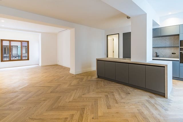 Apartamento en Sant Nicolau, Palma de Mallorca en venta con garaje - 15.000.000 € (Ref: 9685536)