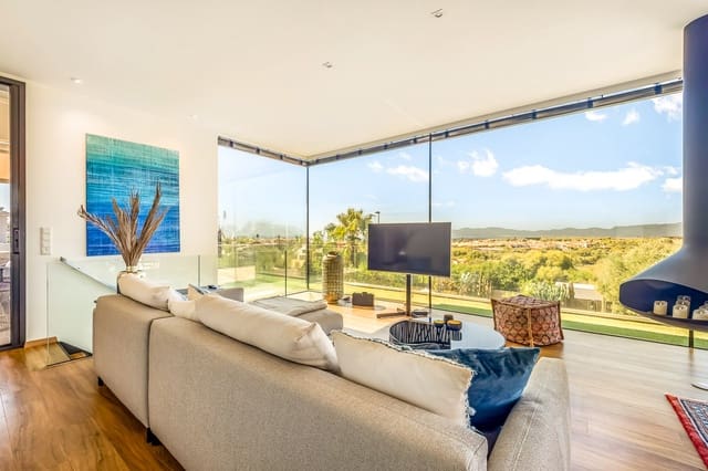 4 slaapkamer Villa te koop in Sa Torre (Llucmajor), Llucmajor met zwembad garage - € 2.390.000 (Ref: 9691633)