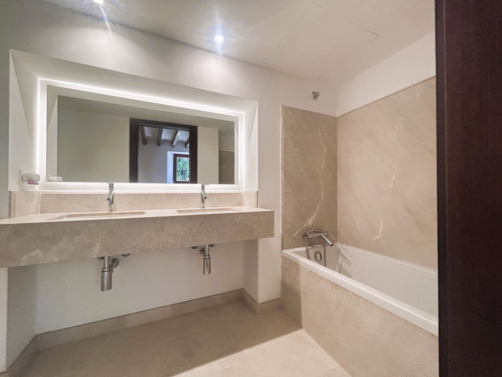 Apartamento de 2 habitaciones en Palma de Mallorca en venta con garaje - 1.235.000 € (Ref: 9696748)