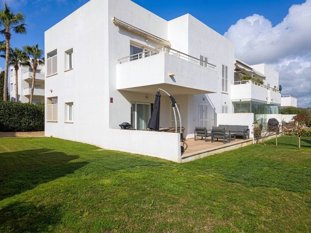 2 soverom Leilighet til salgs i Cala d'Or med svømmebasseng garasje - € 480 000 (Ref: 9697830)