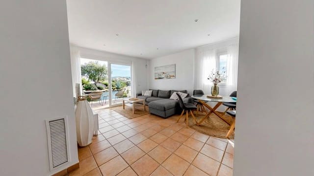2 soverom Leilighet til salgs i Cala d'Or, Santanyí med svømmebasseng garasje - € 480 000 (Ref: 9697830)