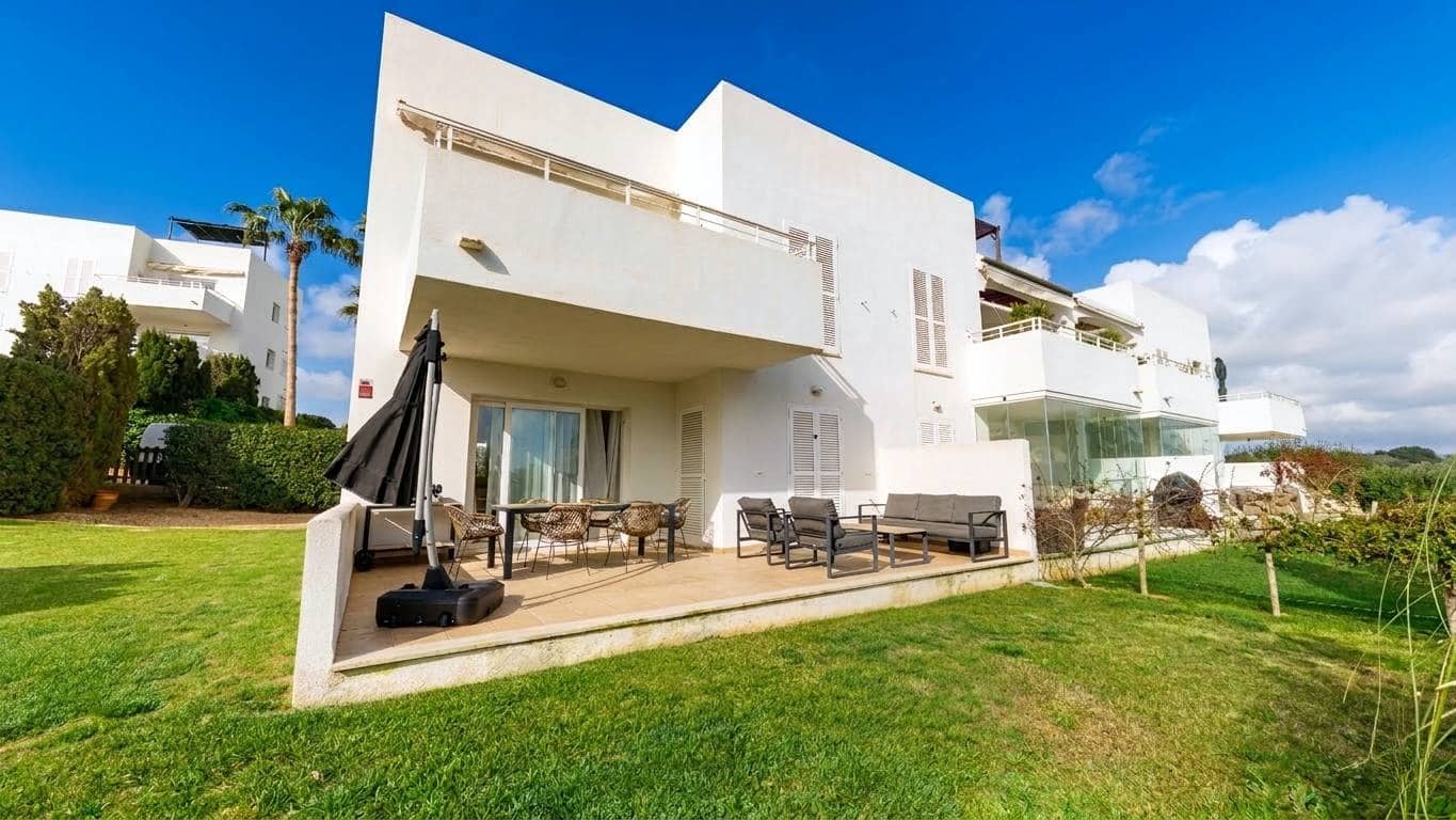 2 soverom Leilighet til salgs i Cala d'Or med svømmebasseng garasje - € 480 000 (Ref: 9697830)