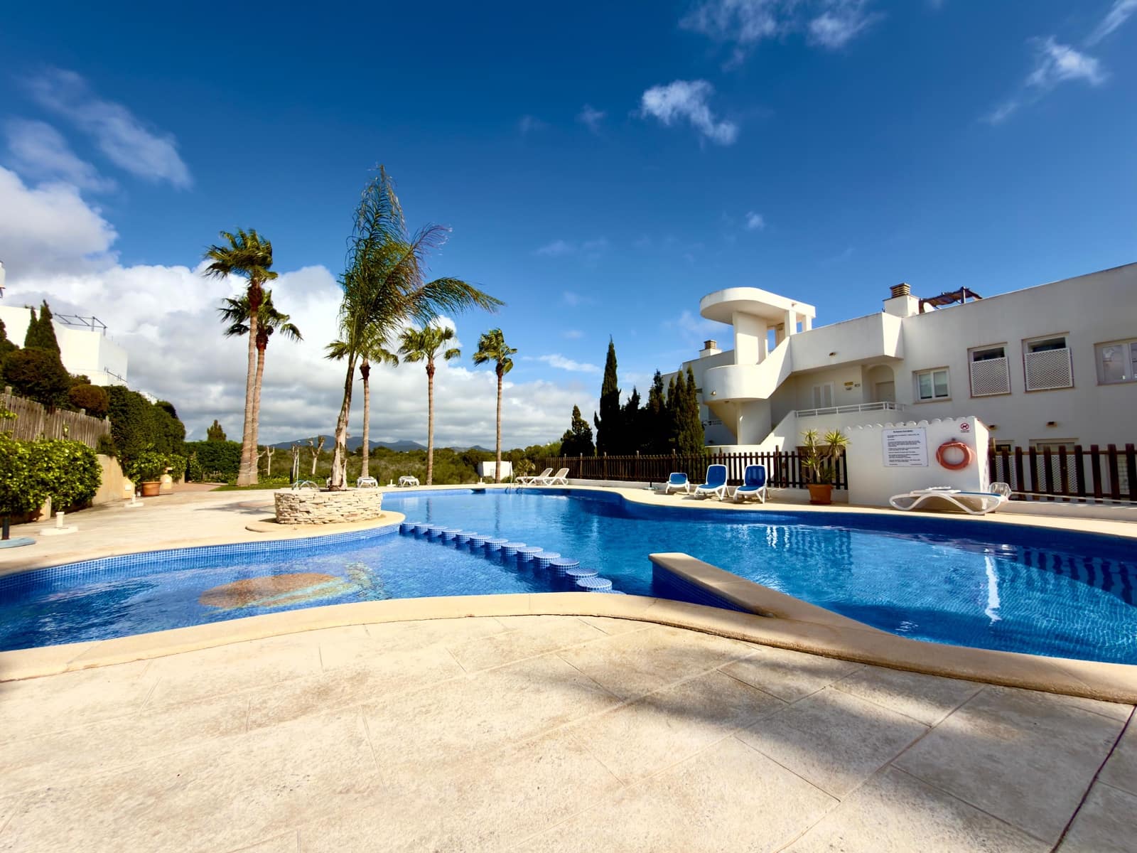 2 soverom Leilighet til salgs i Cala d'Or med svømmebasseng garasje - € 480 000 (Ref: 9697830)