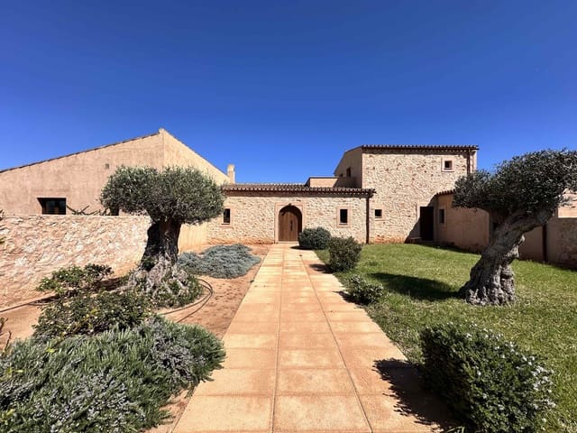 5 soveværelse Finca/Landehus til salg i Santanyí med swimmingpool - € 2.950.000 (Ref: 9697897)