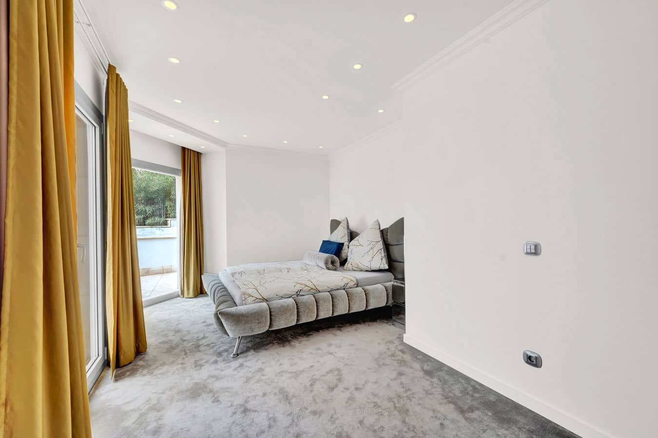 7 soverom Villa til salgs i Costa de la Calma med svømmebasseng garasje - € 6 950 000 (Ref: 9709070)