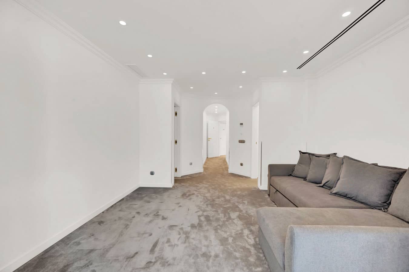 7 soverom Villa til salgs i Costa de la Calma med svømmebasseng garasje - € 6 950 000 (Ref: 9709070)