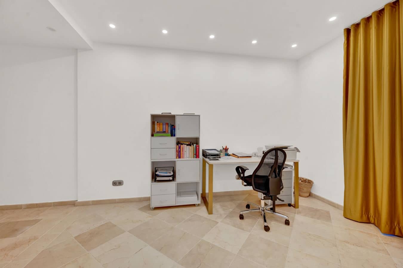 7 soverom Villa til salgs i Costa de la Calma med svømmebasseng garasje - € 6 950 000 (Ref: 9709070)