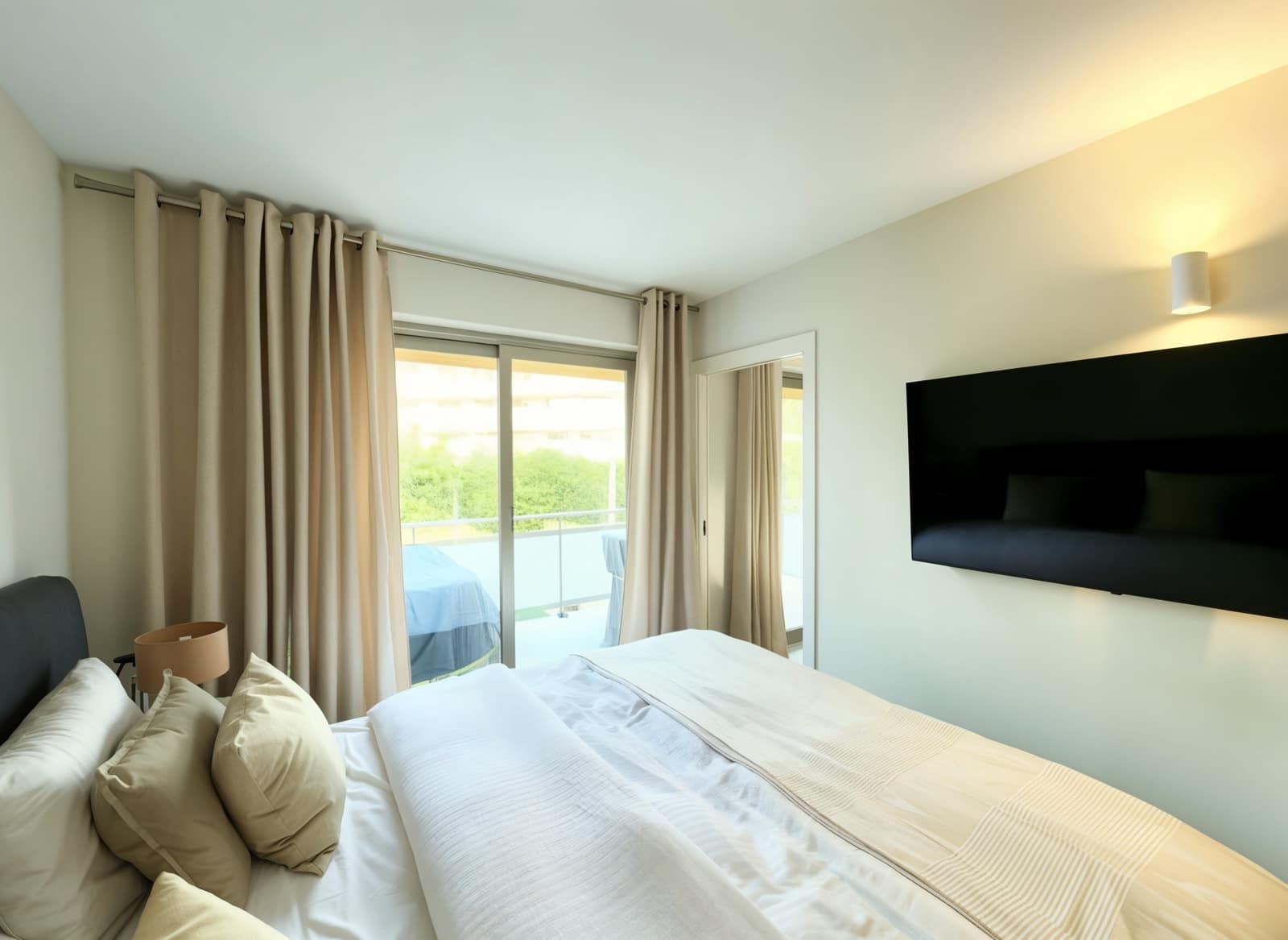 1 soverom Leilighet til salgs i Palma de Mallorca med svømmebasseng garasje - € 450 000 (Ref: 9716746)